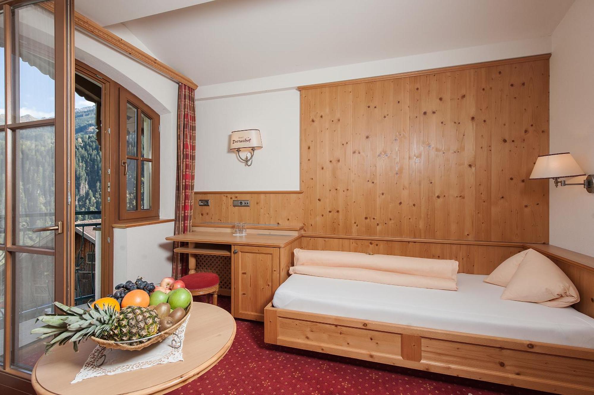 Hotel Dornauhof Финкенберг Номер фото